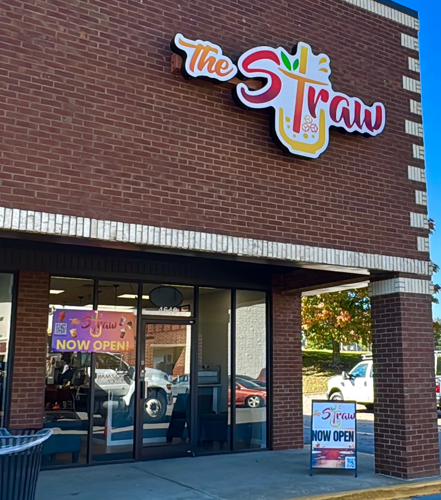Look for The Straw sign above our red brick storefront on Lebanon Pike